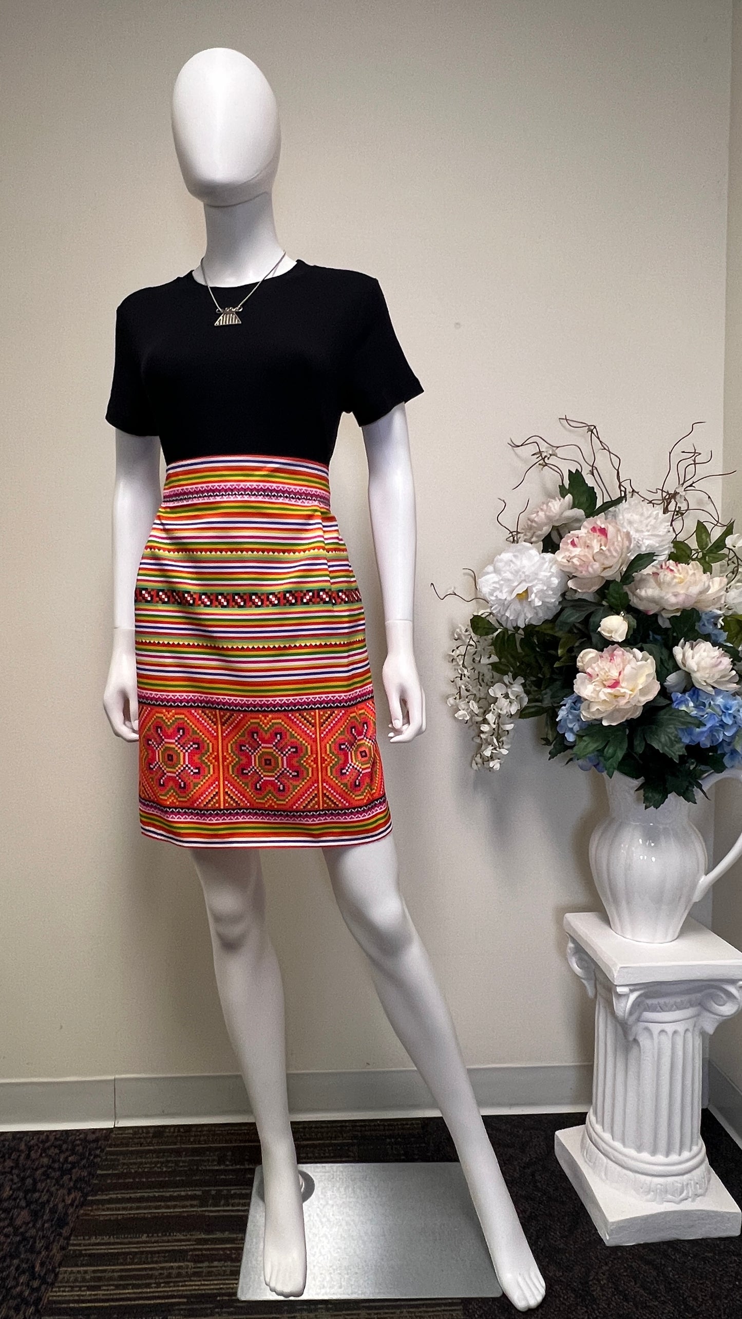 Hmong Pencil Skirt (XL)