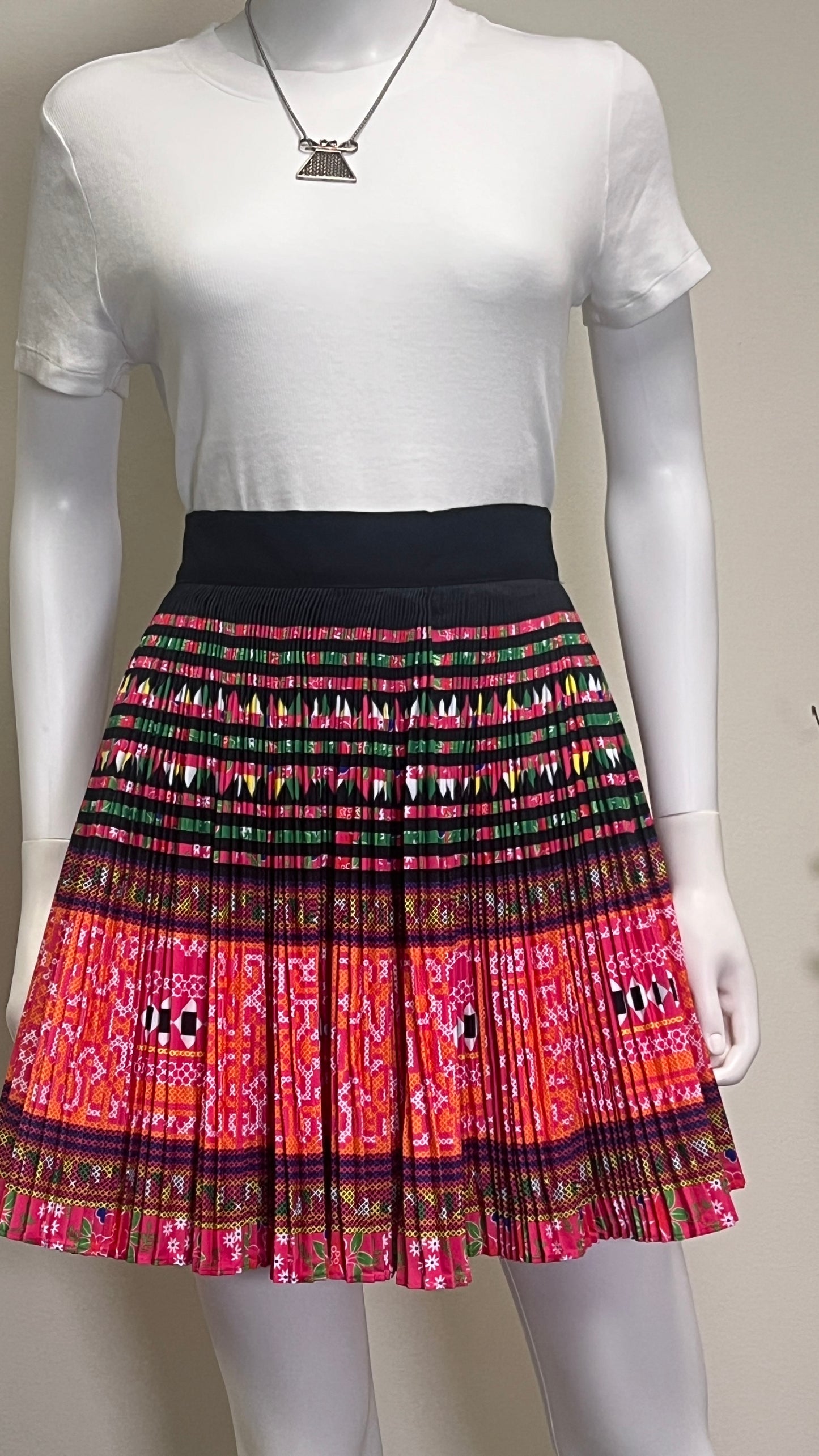 Hmong skirt wraparound (40W/18L)