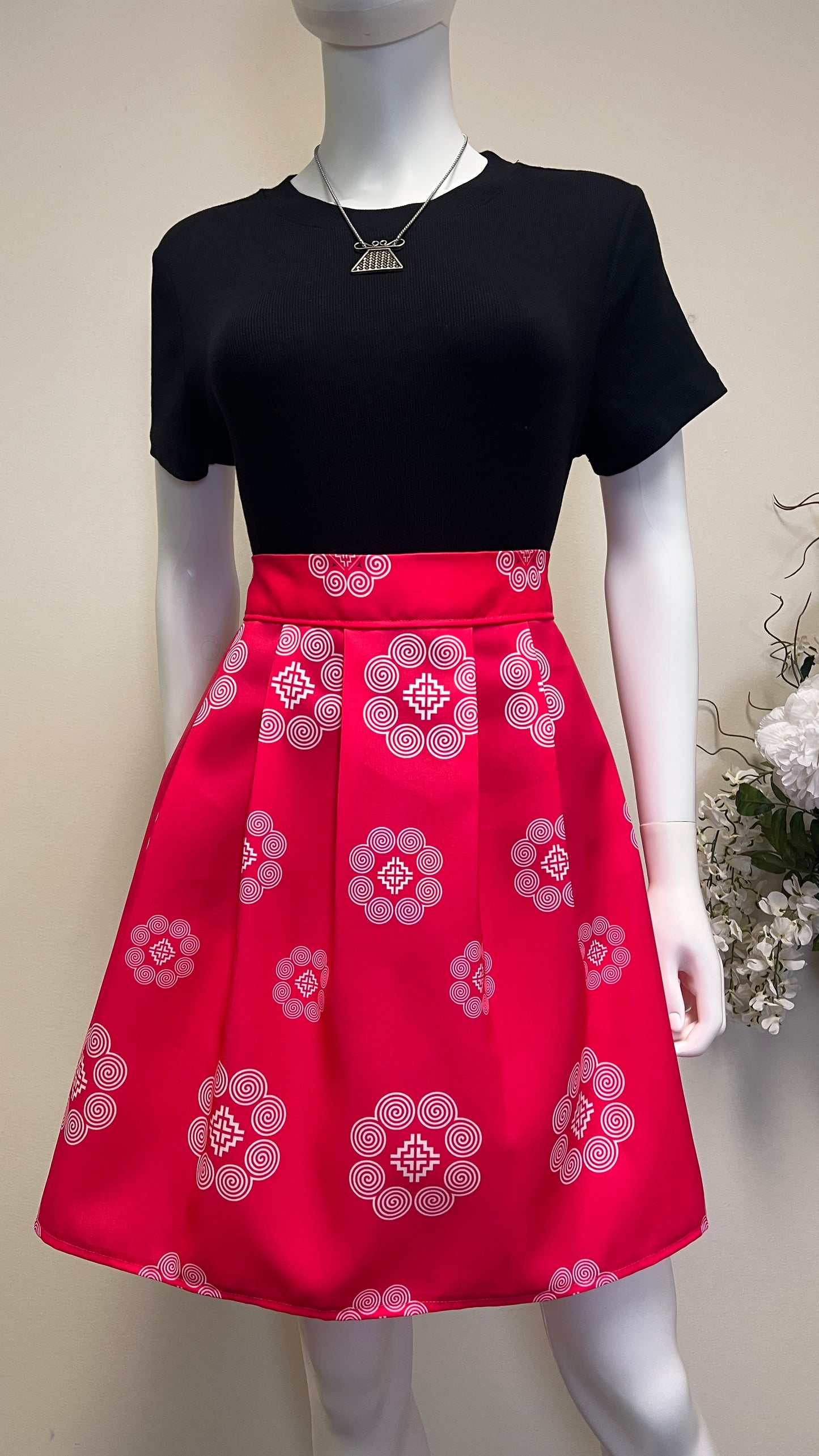 Hmong pleated skirt (M)