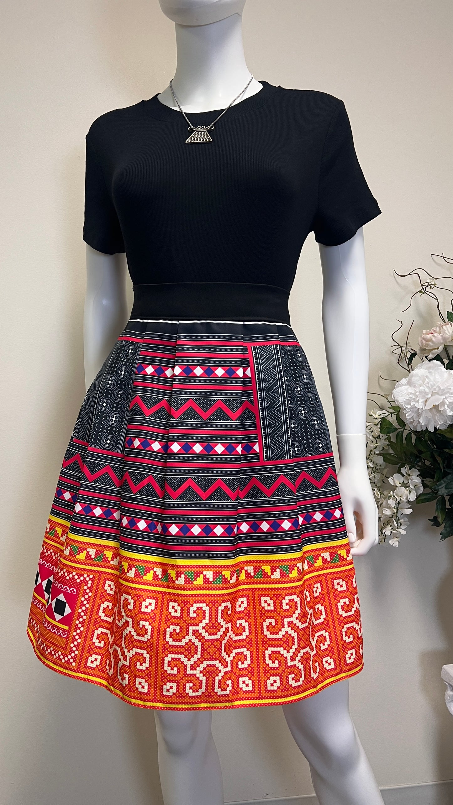 Hmong pleated skirt (M)