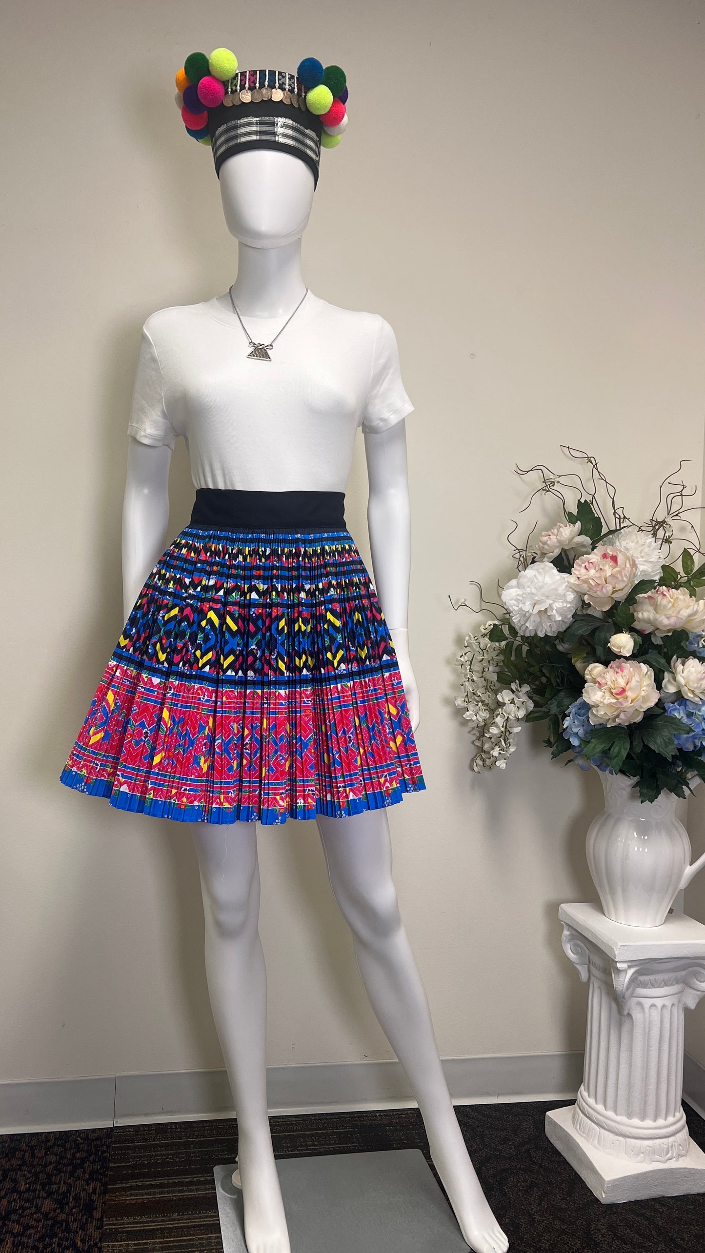 Hmong skirt wraparound (42W/19L and 45W/21L)