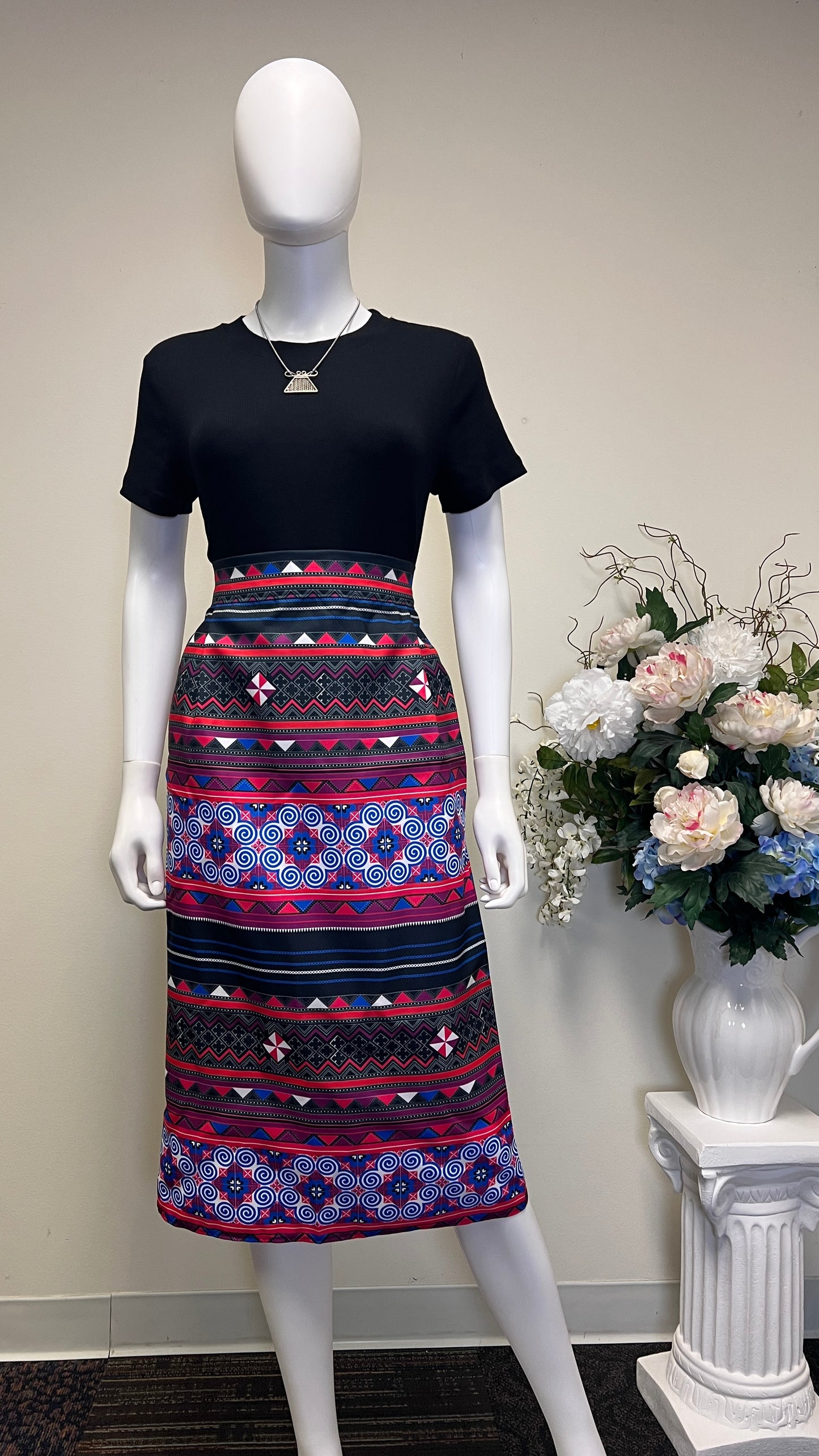 Hmong Pencil Skirt (M/L)