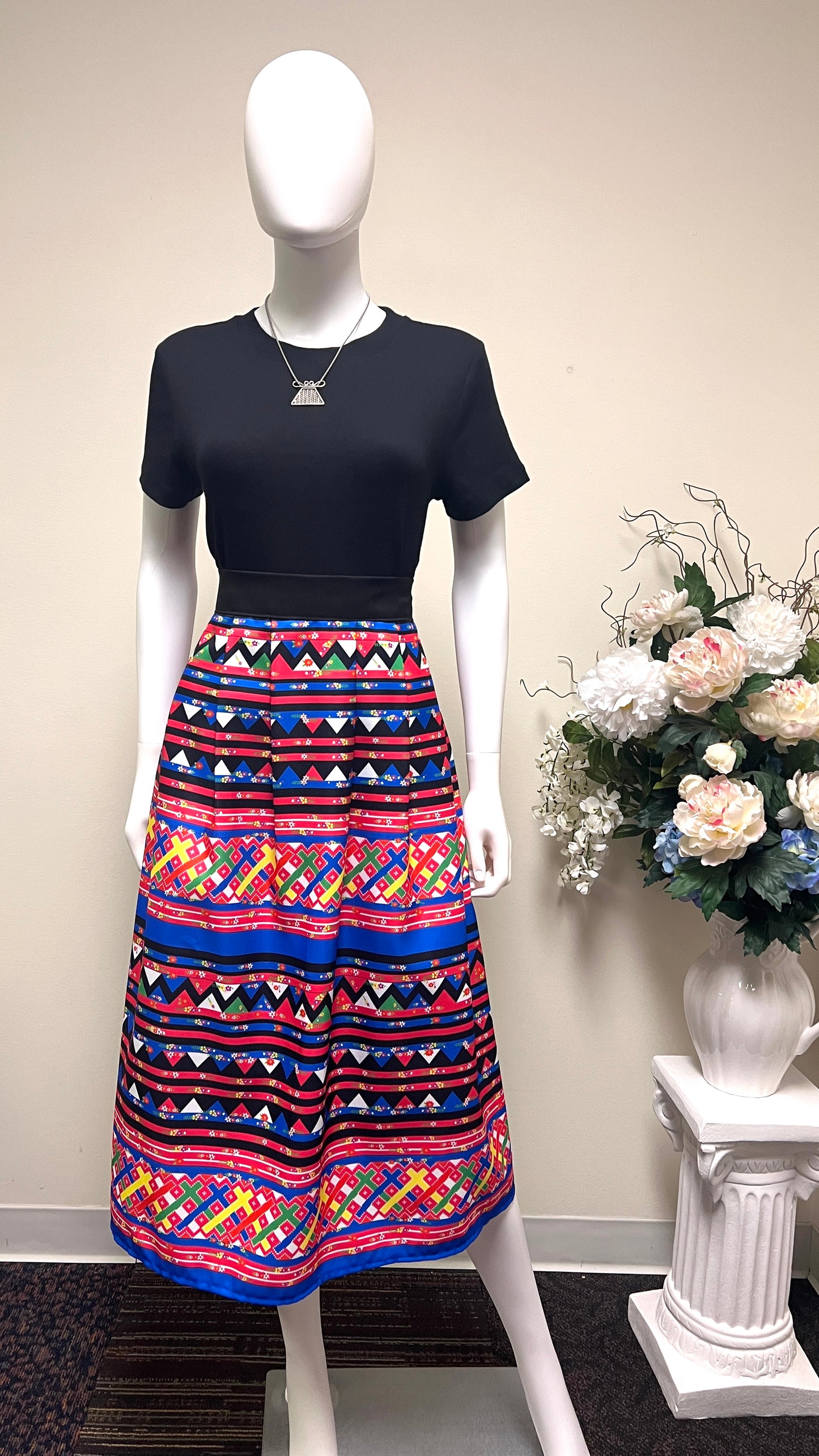 Hmong pleated skirt (L)