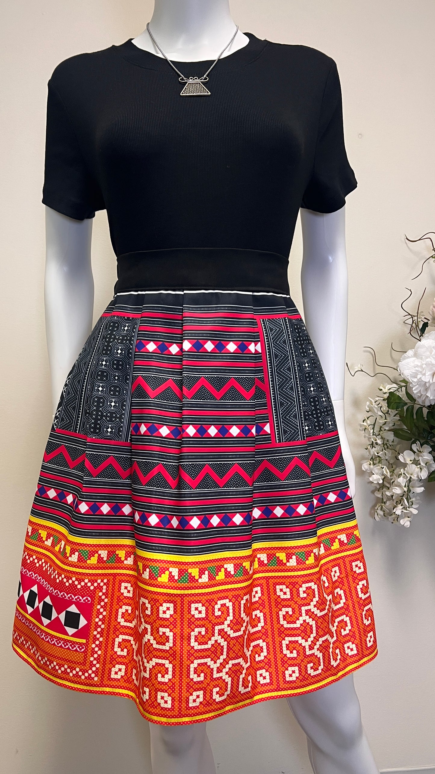 Hmong pleated skirt (M)