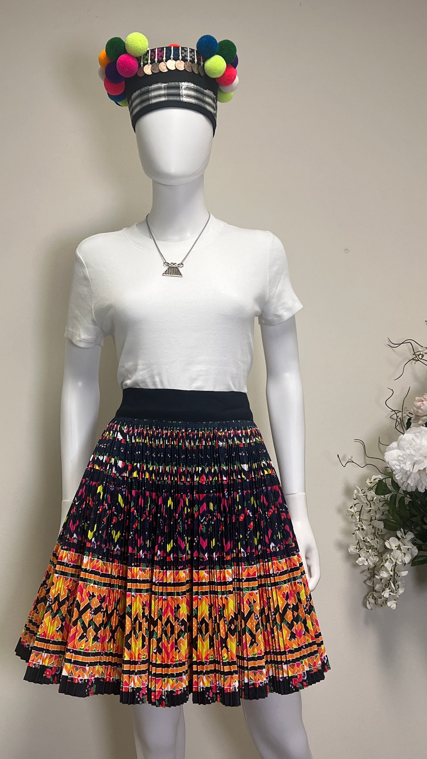 Hmong skirt wraparound (42W/20L)