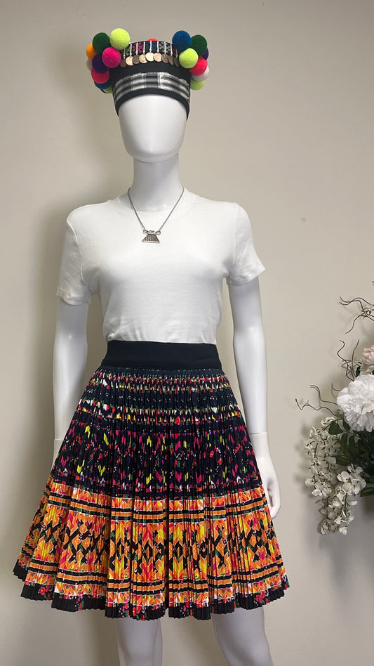 Hmong skirt wraparound (42W/20L)