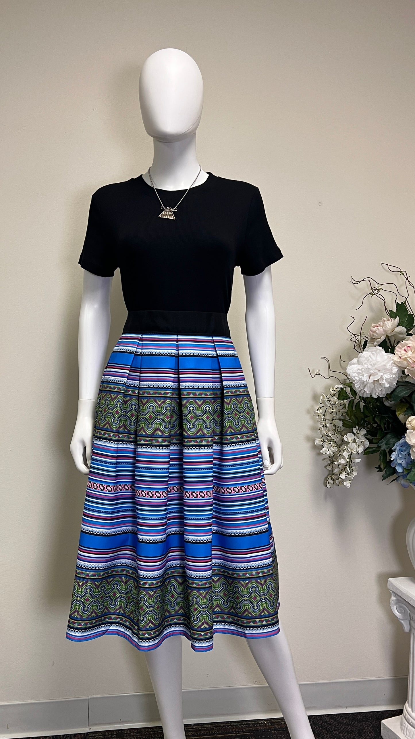 Hmong pleated skirt (M/L)