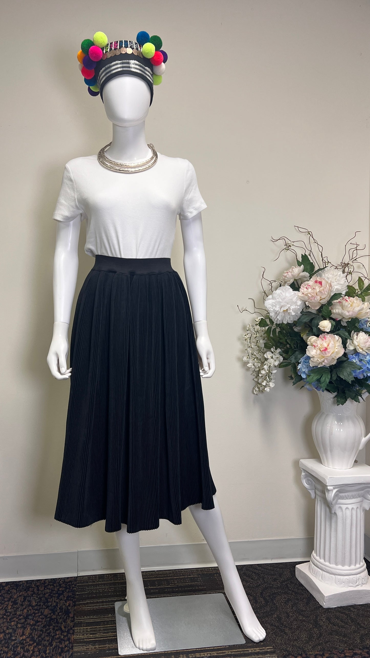 Black Hmong skirt (M/L)