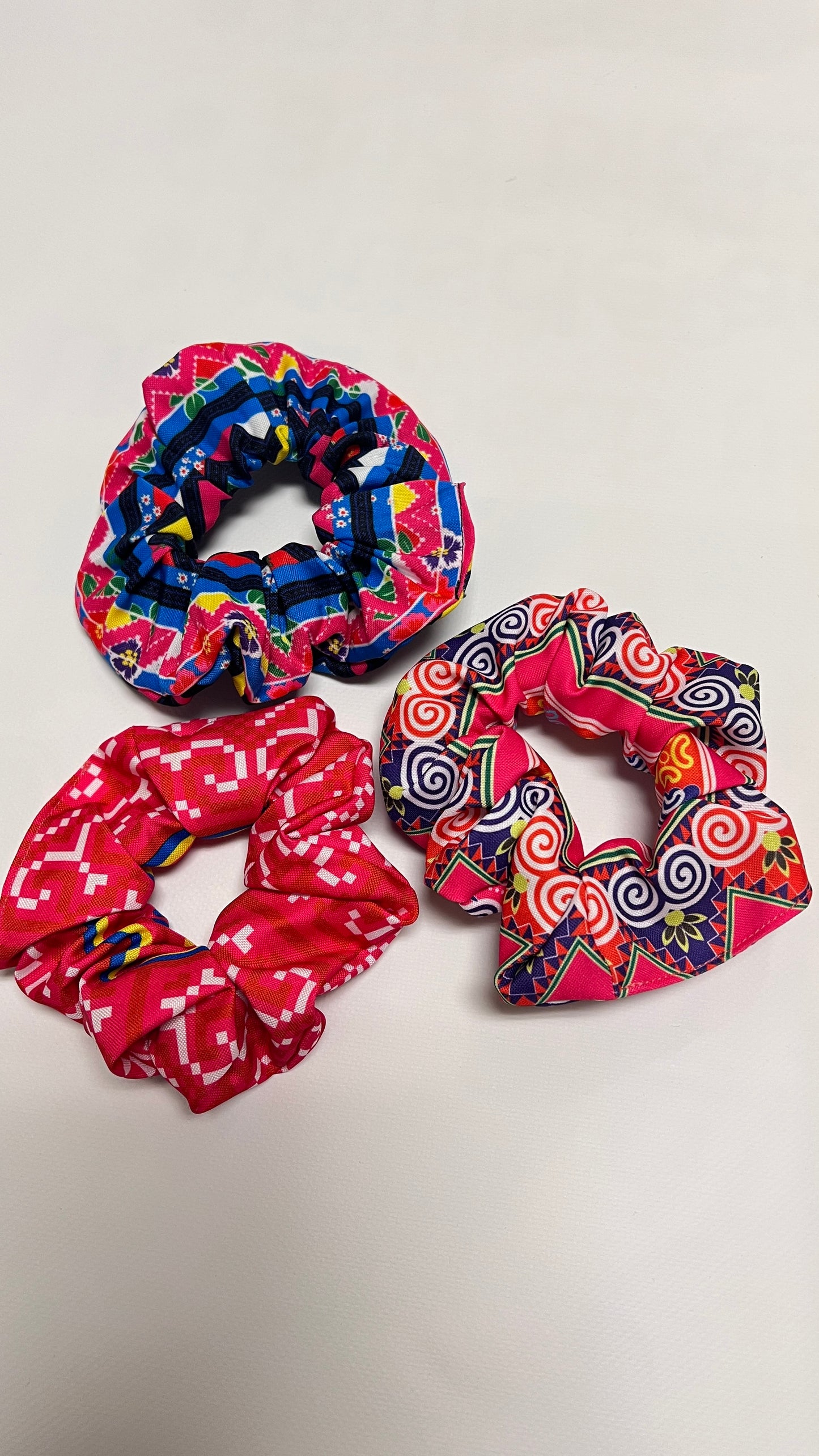 Hmong scrunchies