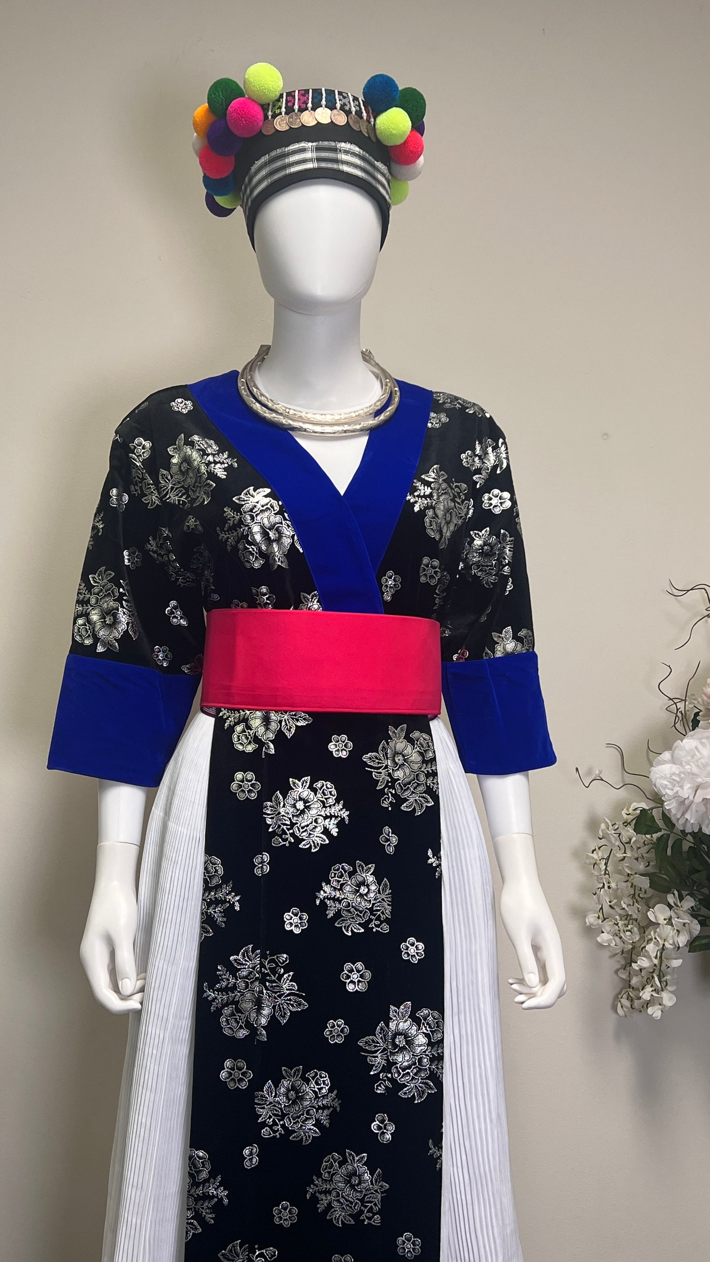 Hmong lady pants outfit (size 42)
