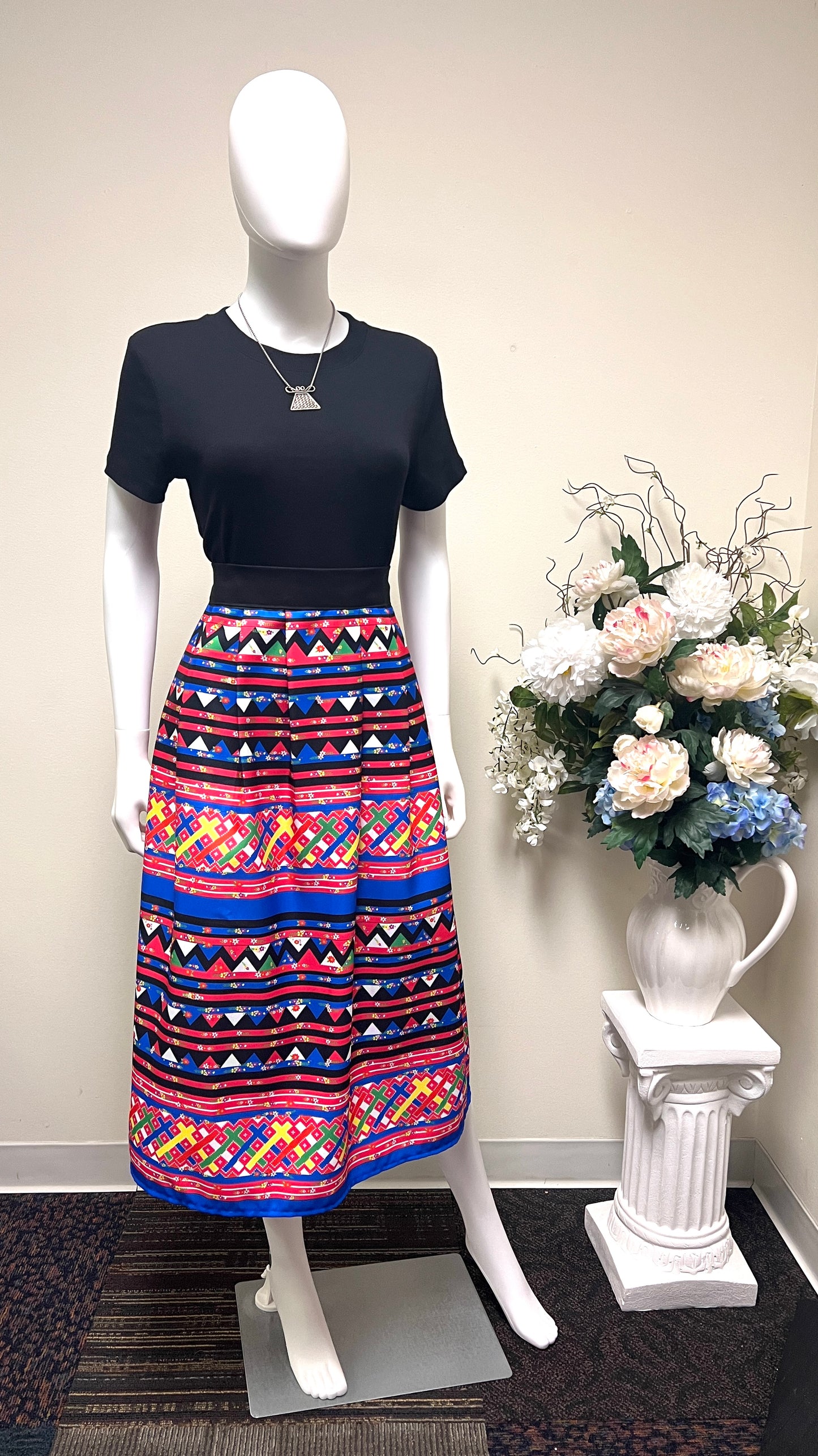 Hmong pleated skirt (L)