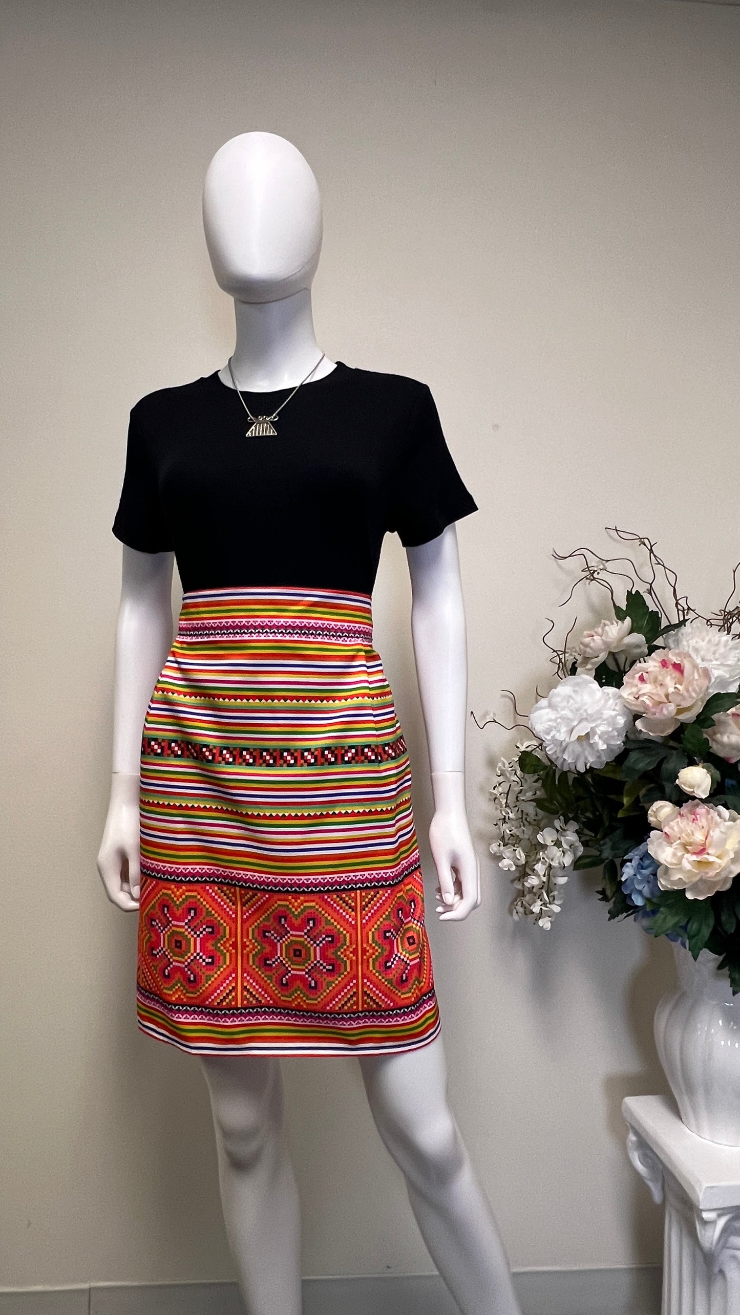 Hmong Pencil Skirt (XL)