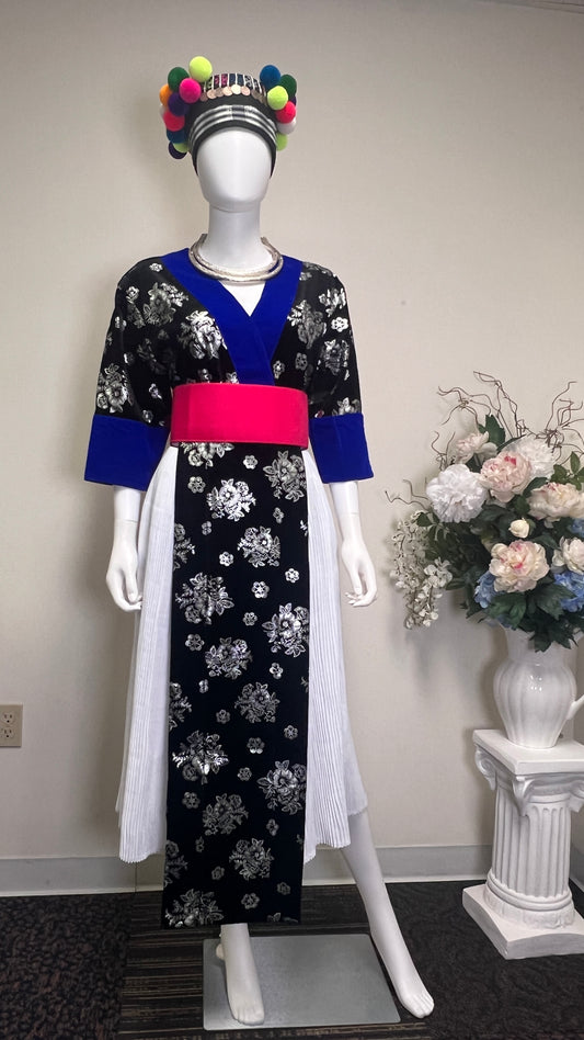 Hmong lady pants outfit (size 42)