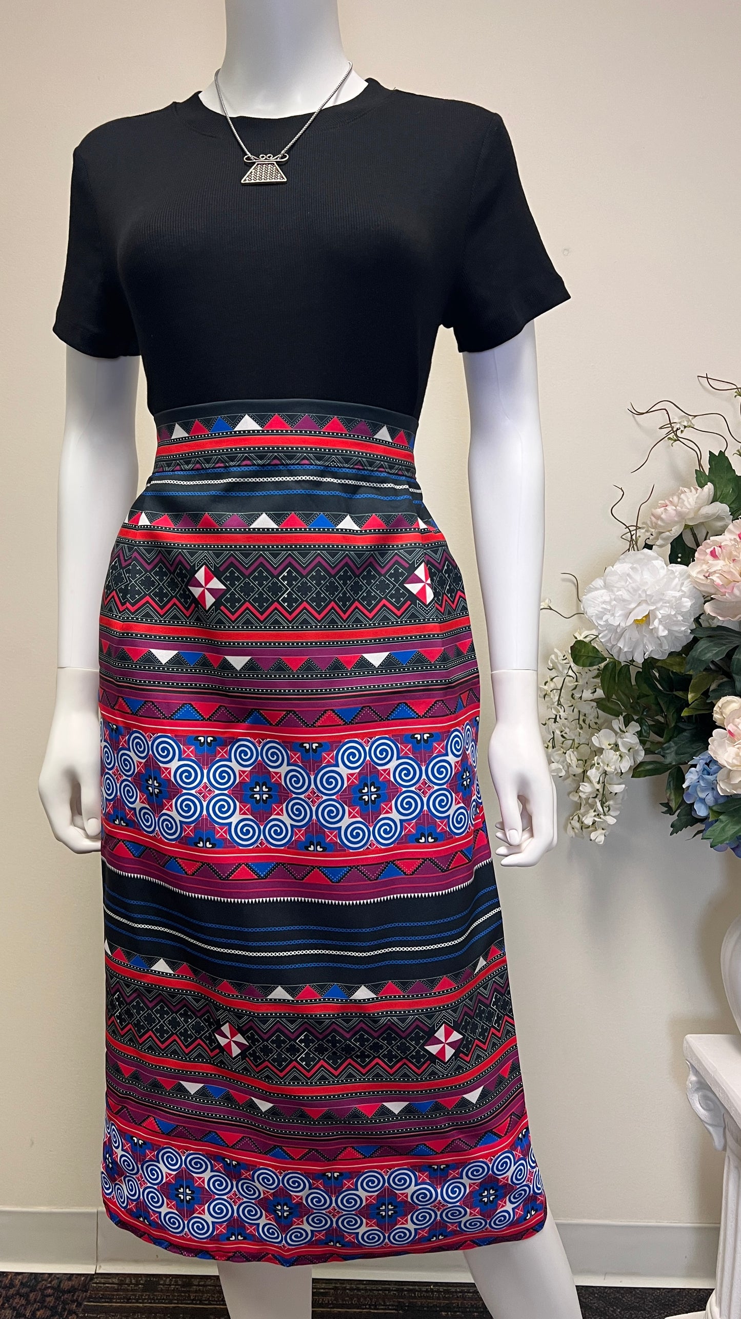 Hmong Pencil Skirt (M/L)