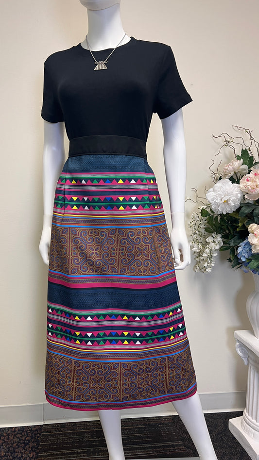Hmong Pencil Skirt (L/XL)