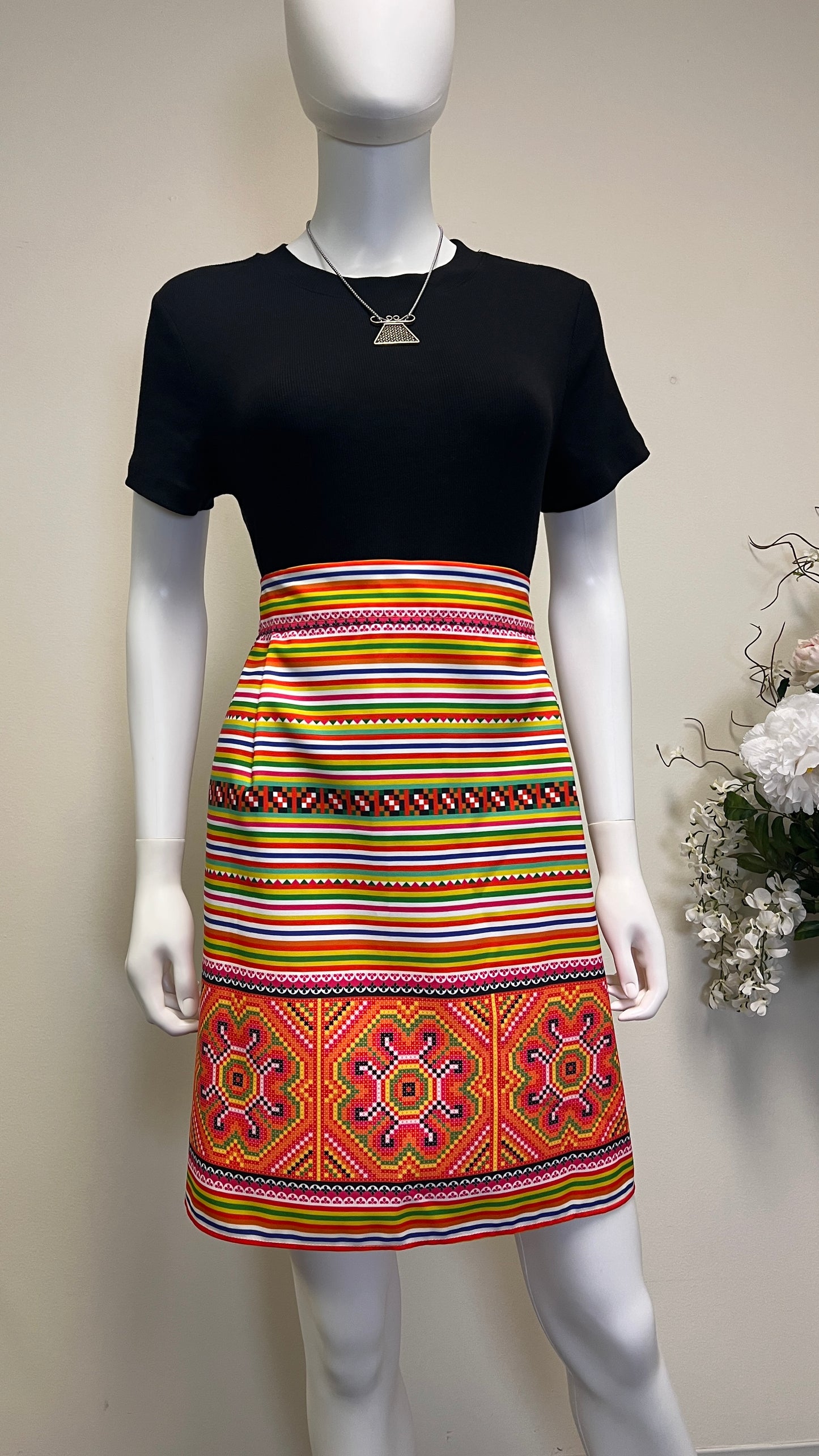 Hmong Pencil Skirt (L)