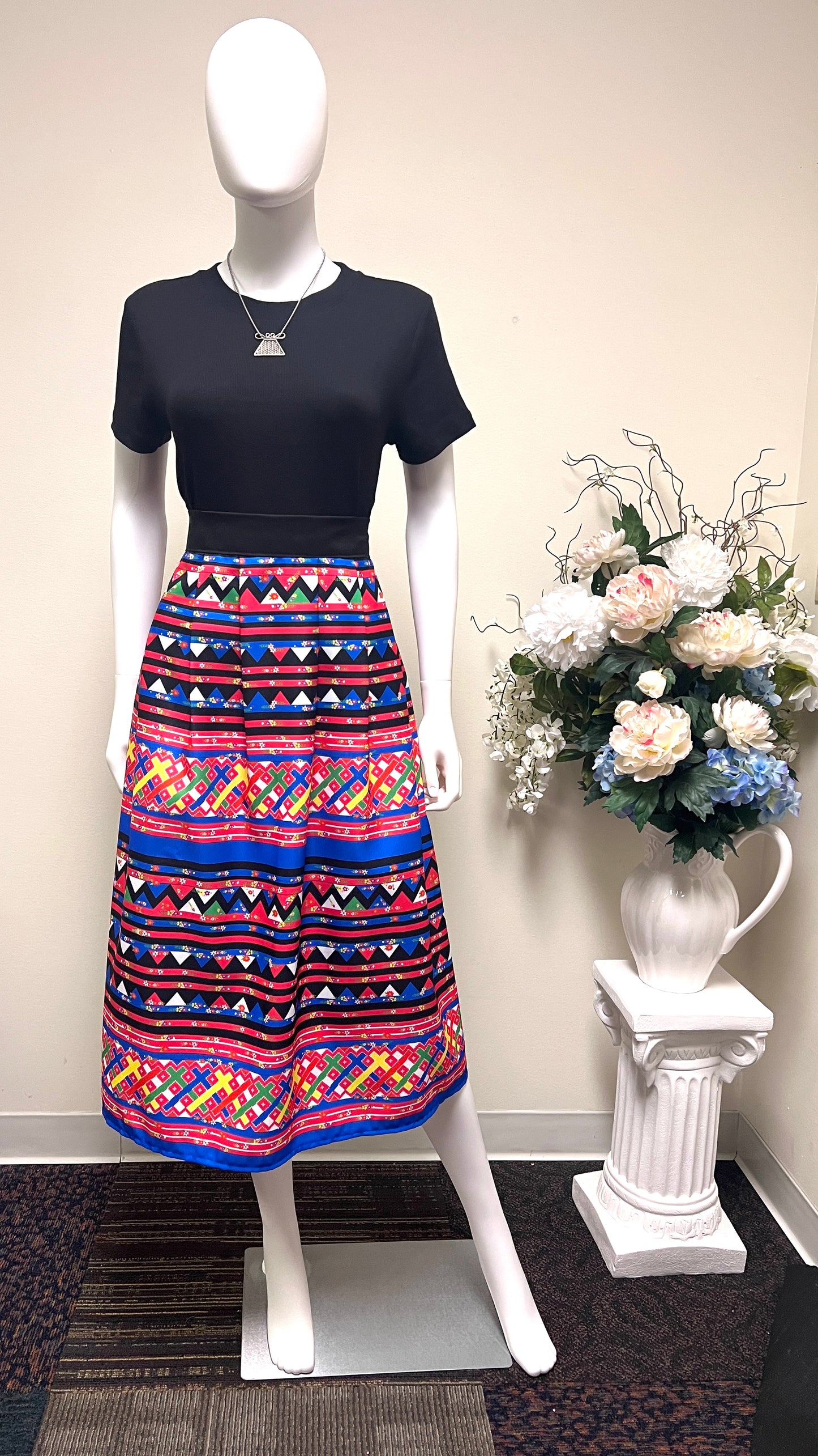 Hmong pleated skirt (L)