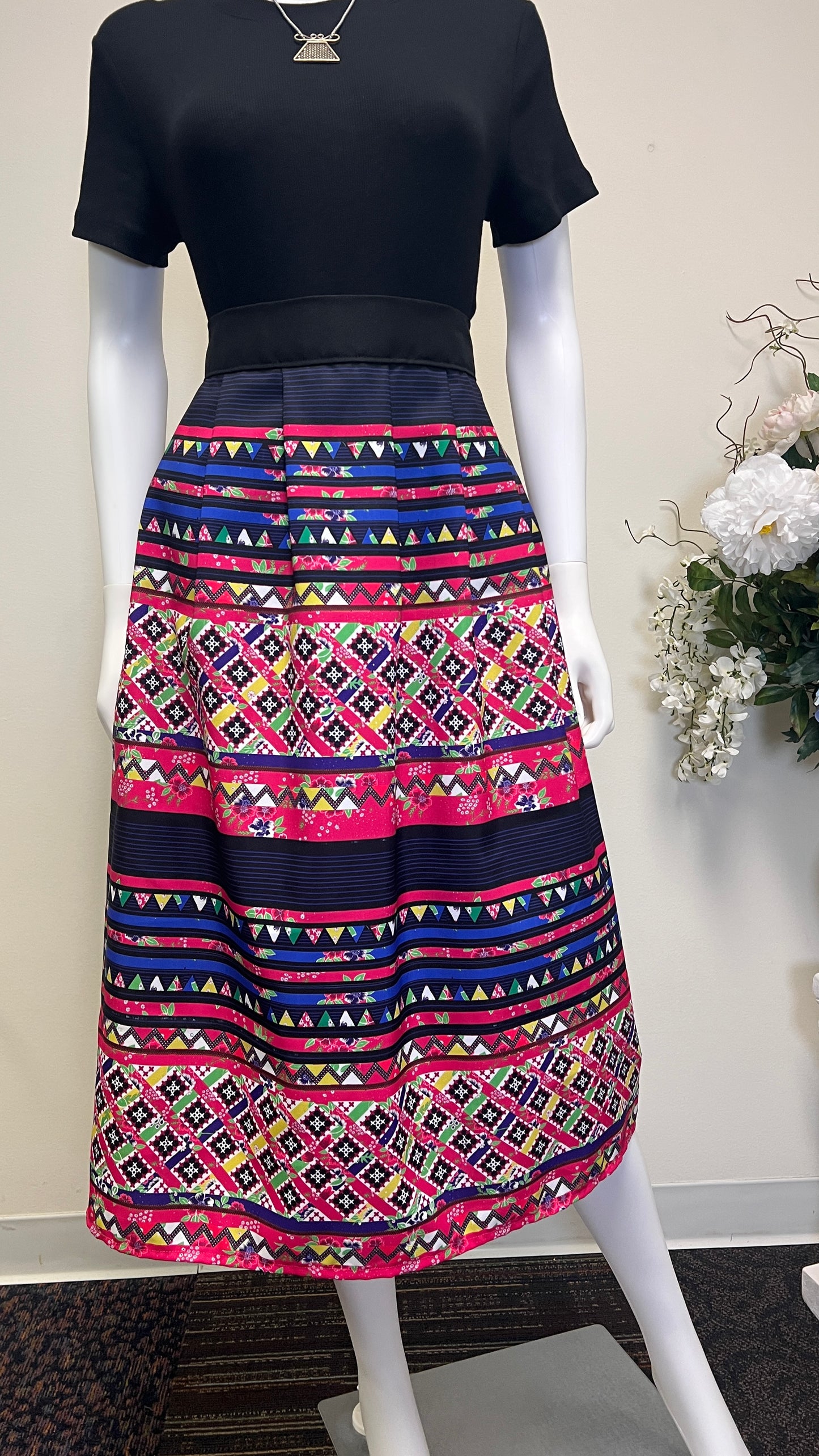 Hmong pleated skirt (XXL)