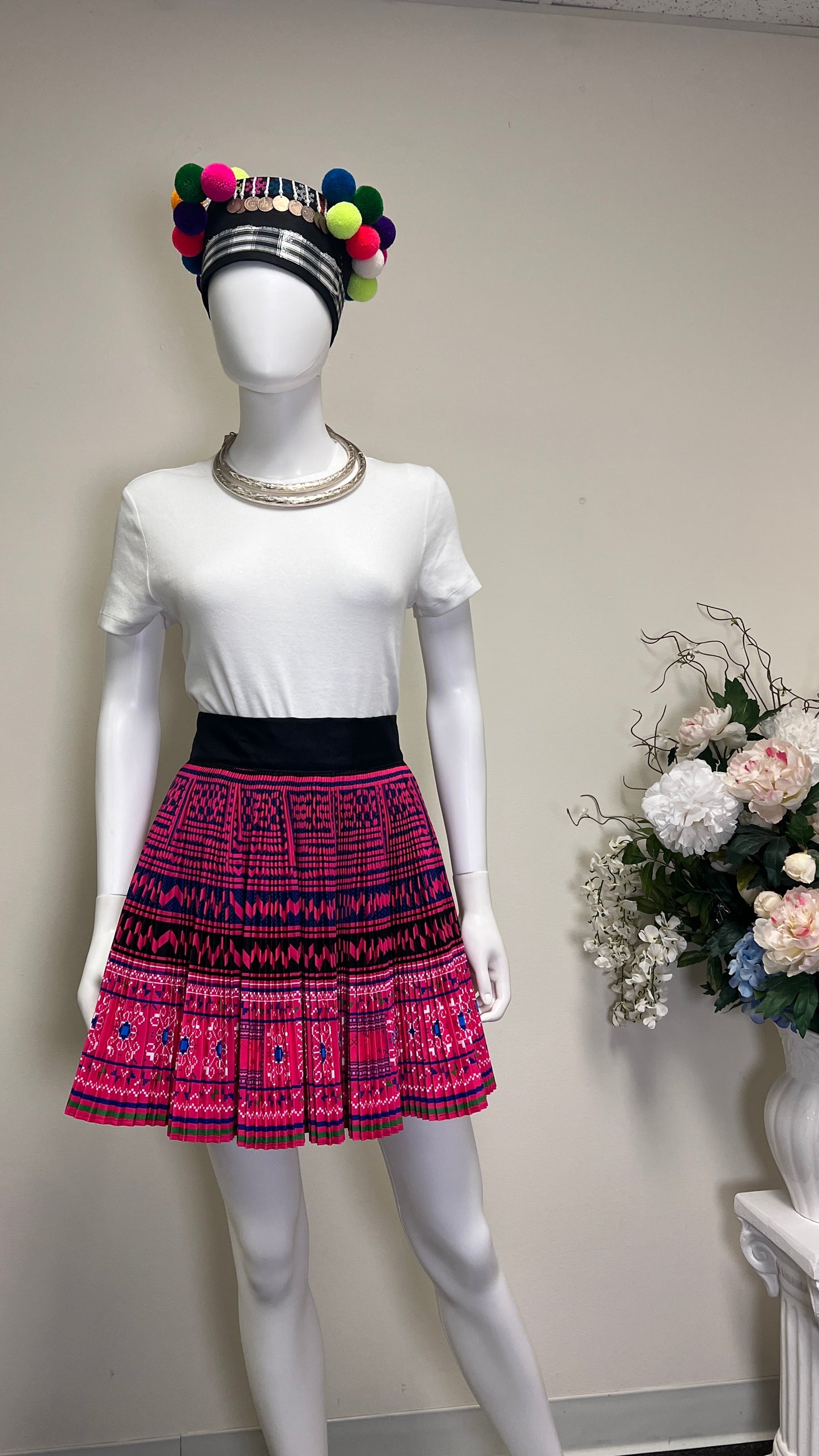 Hmong skirt wraparound (40W/16L and 44W/18L)