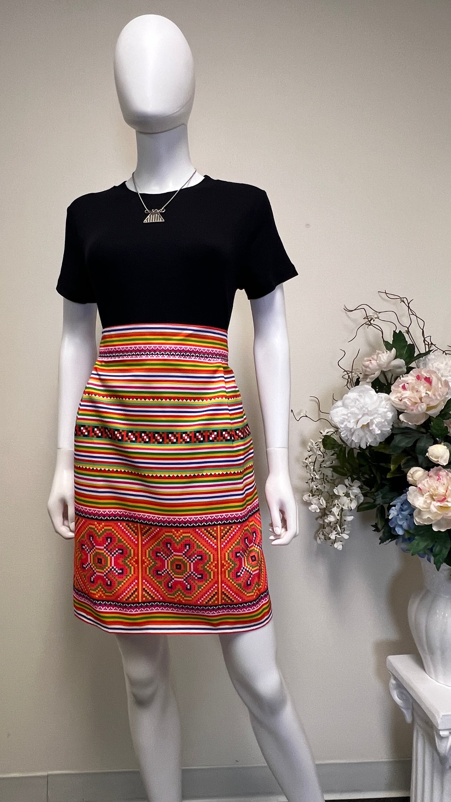 Hmong Pencil Skirt (XL)