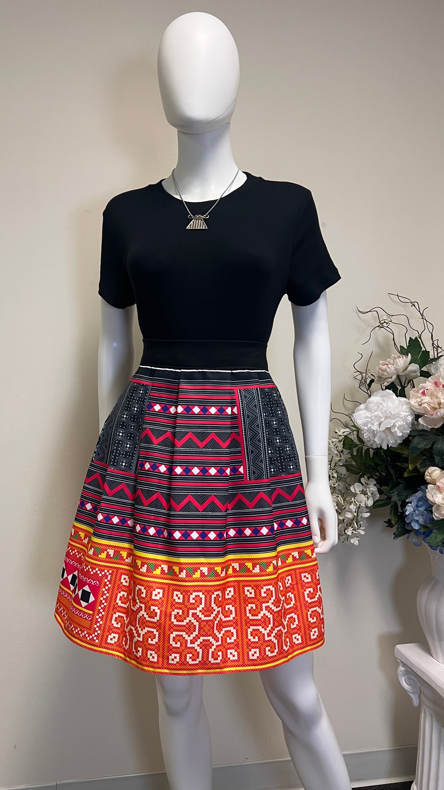 Hmong pleated skirt (M)