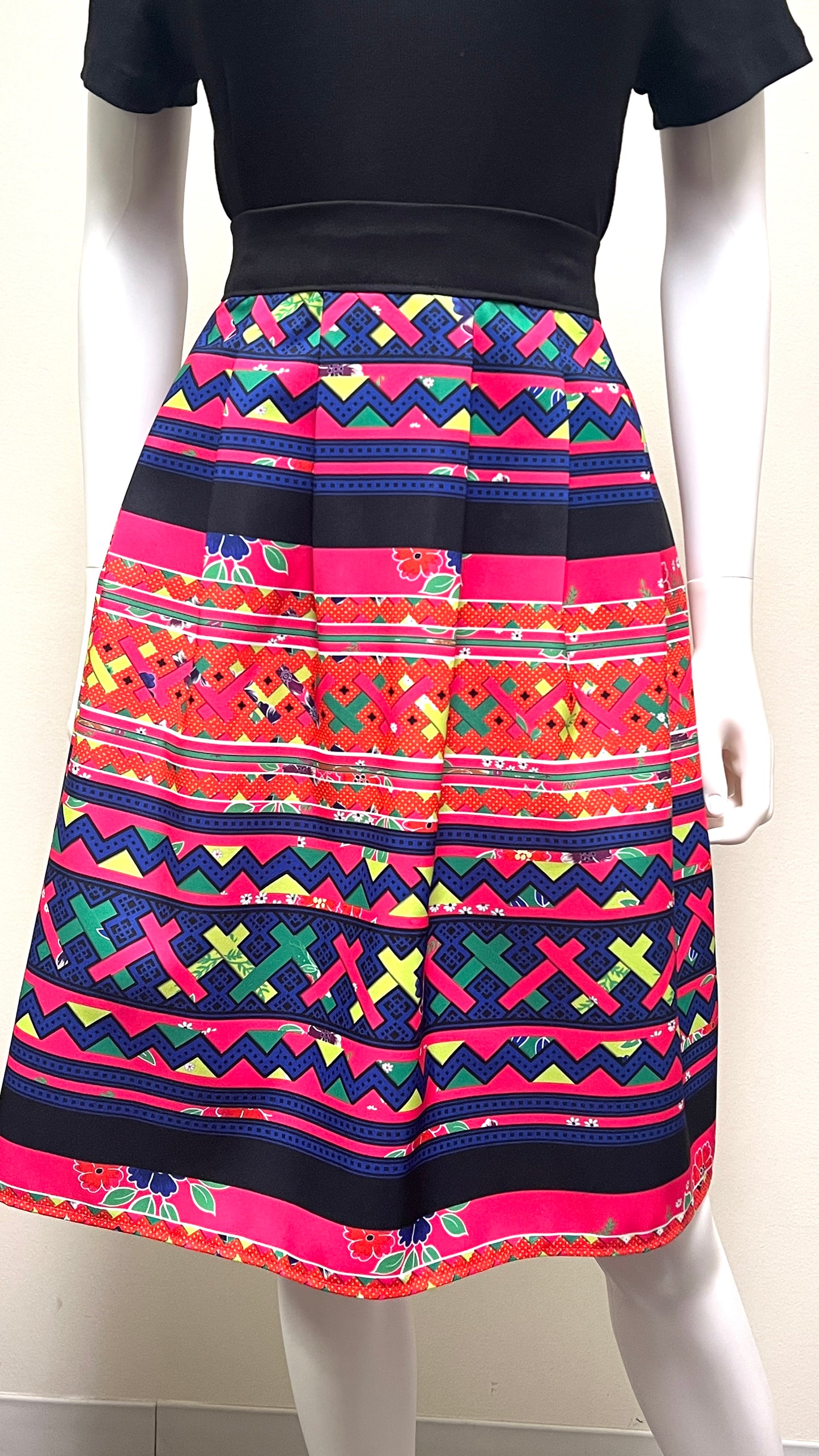 Hmong pleated skirt (M)