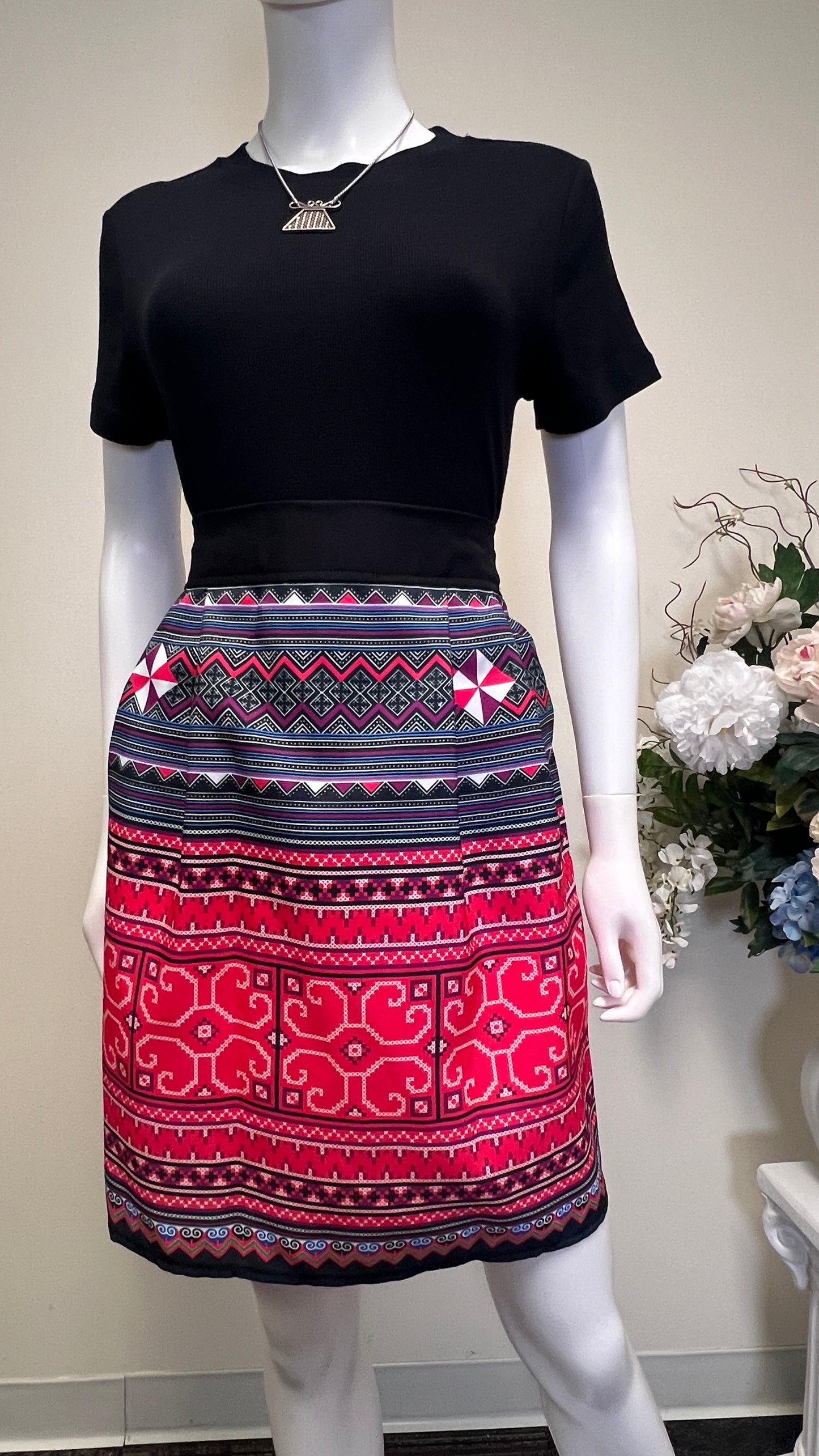 Hmong Pencil Skirt (S)