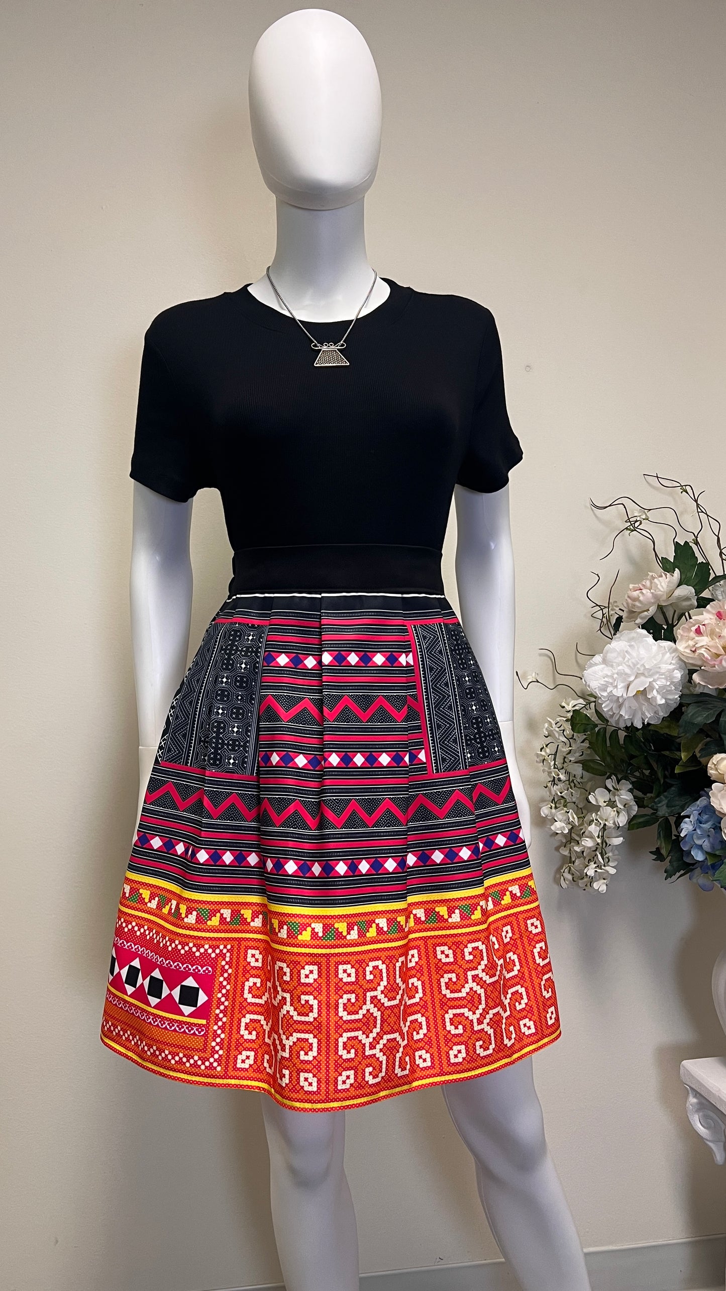 Hmong pleated skirt (M)
