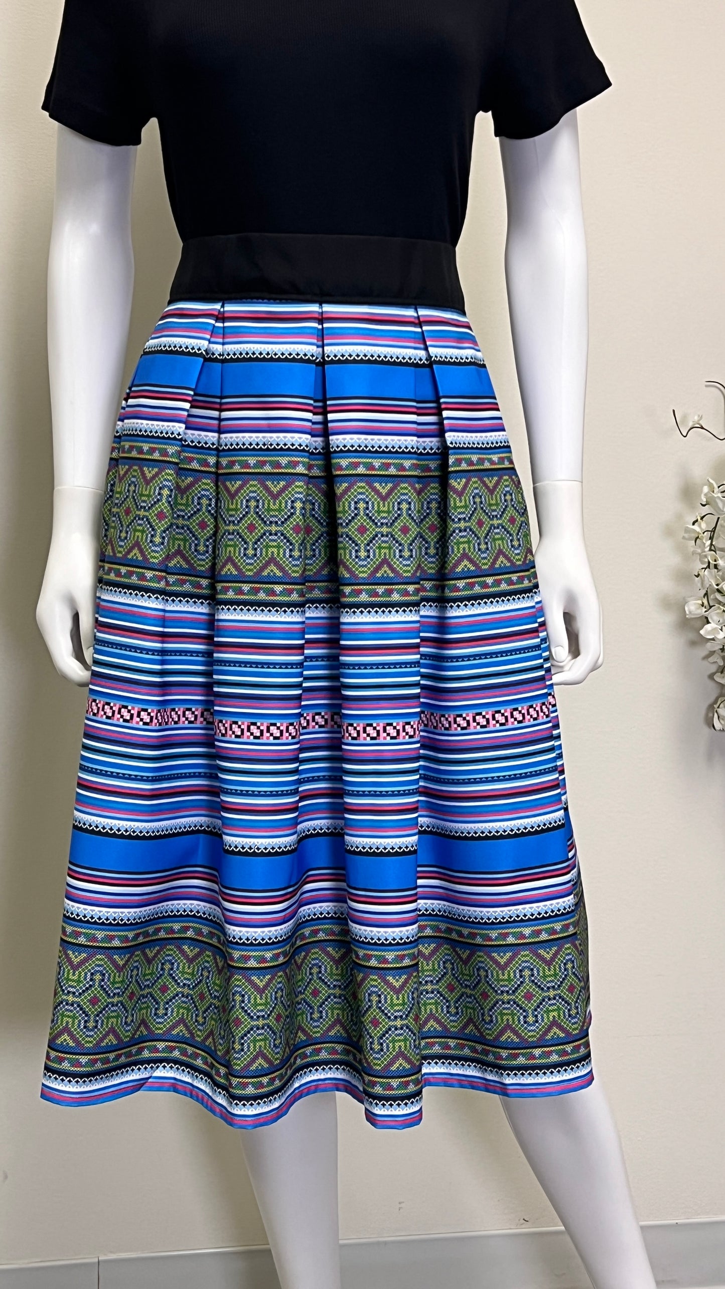 Hmong pleated skirt (M/L)